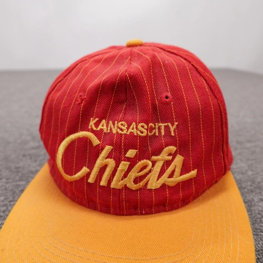 Vintage Kansas City Chiefs Hat Cap Snap Back One Size NFL Sports Specialties